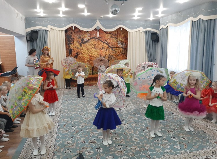 В детском саду «Рождественский» прошли традиционные осенние праздники